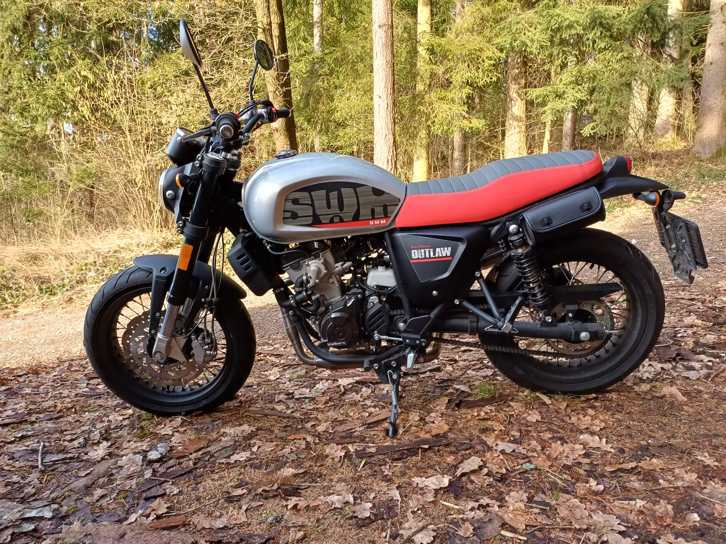 SWM Gran Milano 440 Outlaw Rojo - 1