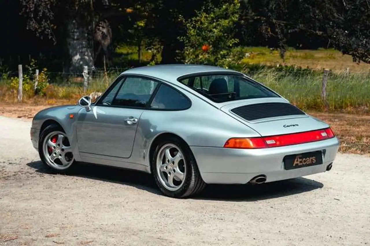 Porsche 993 911 CARRERA / COUPE / TIPTRONIC / POLAR SILVER / AIRCO, foto 1