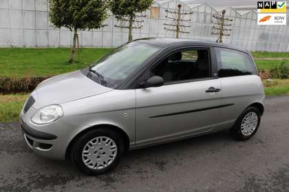 Lancia Ypsilon 1.2 Argento met Airco