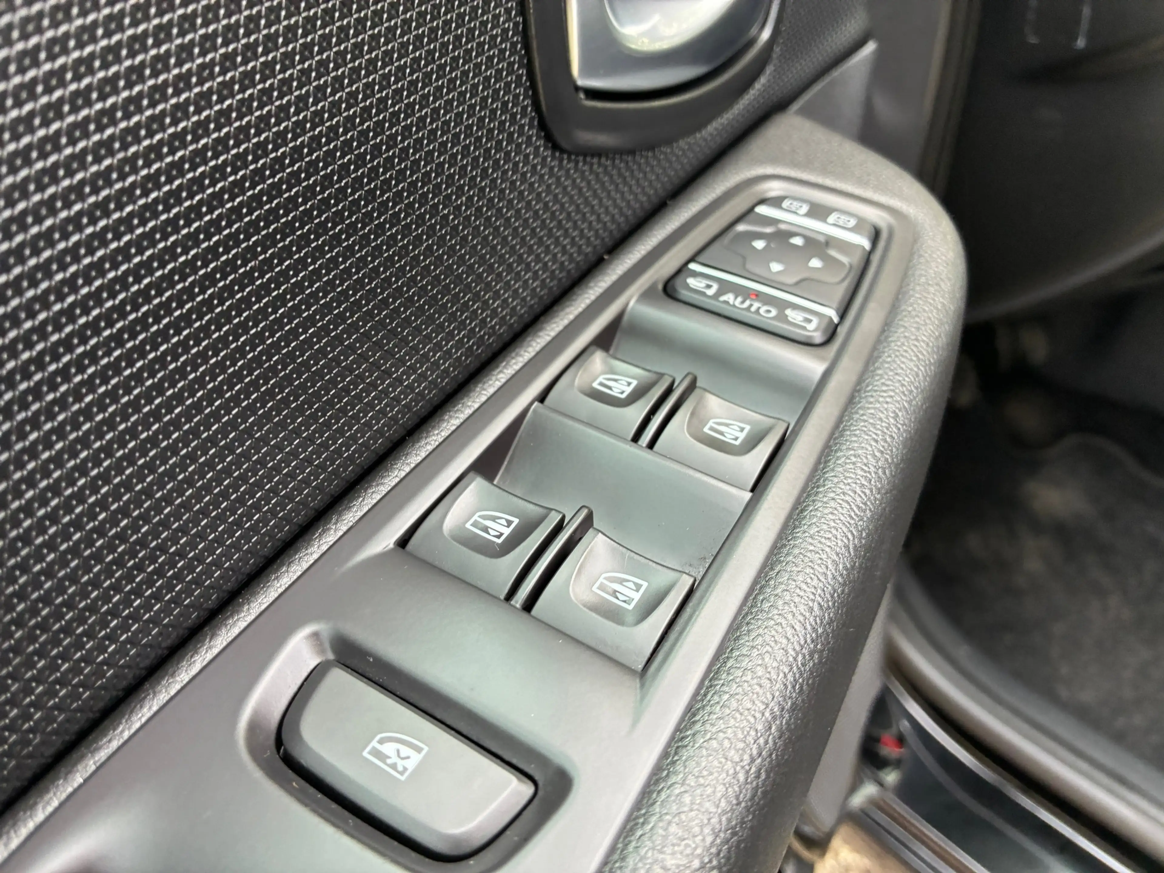 Renault Clio Estate 0.9 TCe Intens | Camera + Keyless + Navi Nu — photo 12