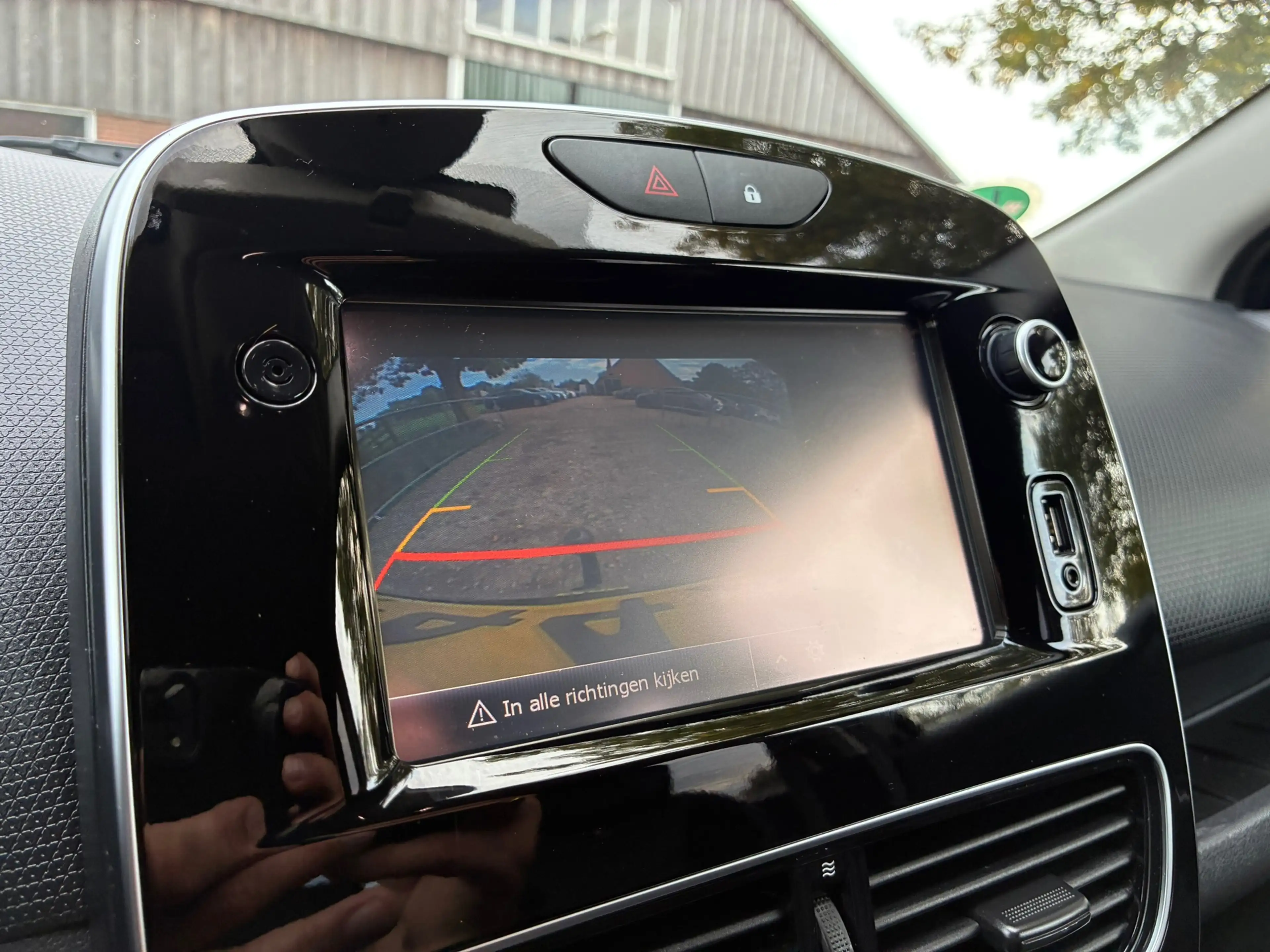 Renault Clio Estate 0.9 TCe Intens | Camera + Keyless + Navi Nu — photo 18