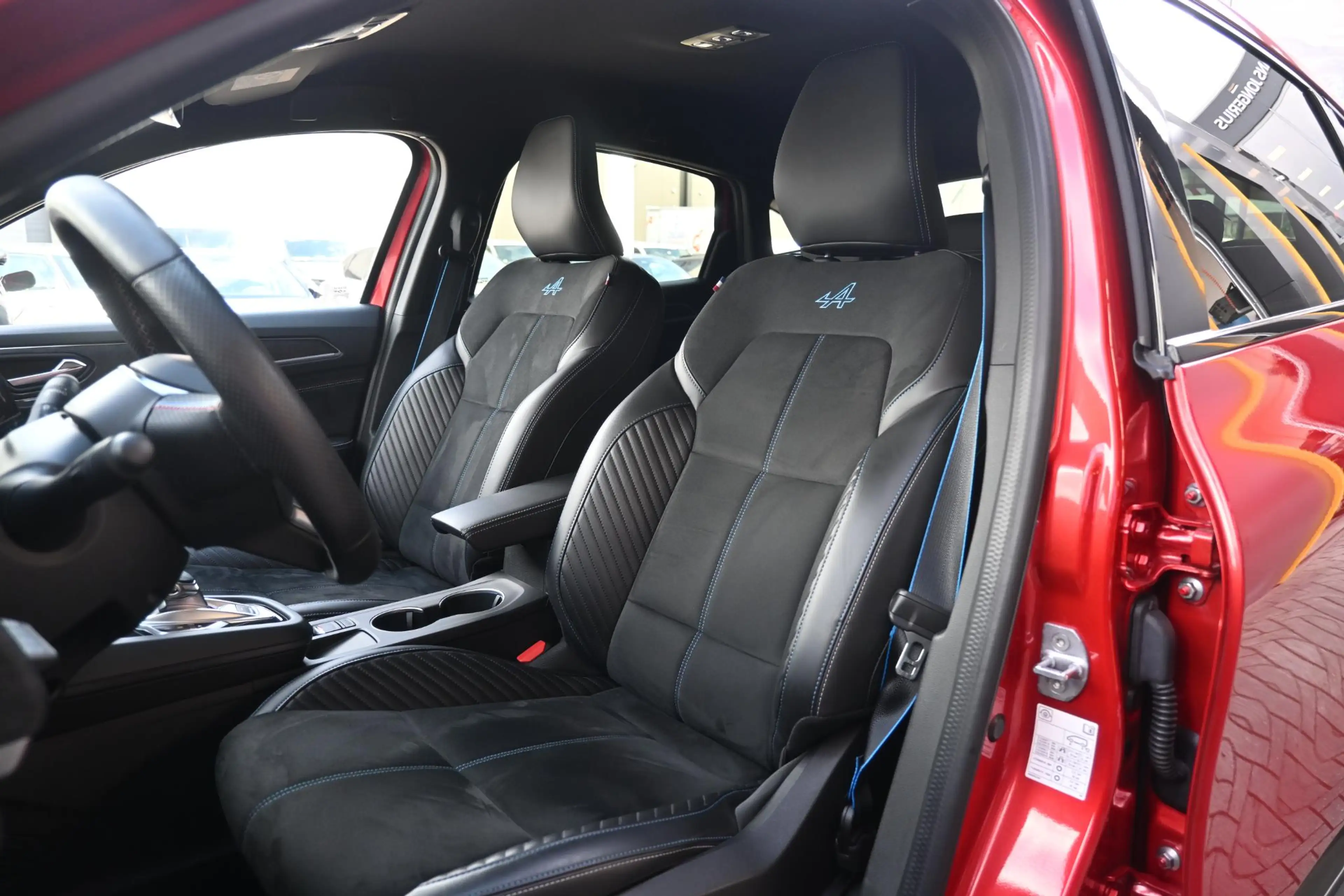 Renault Arkana E-Tech full hybrid 145 esprit Alpine | STUUR/STOEL — photo 13