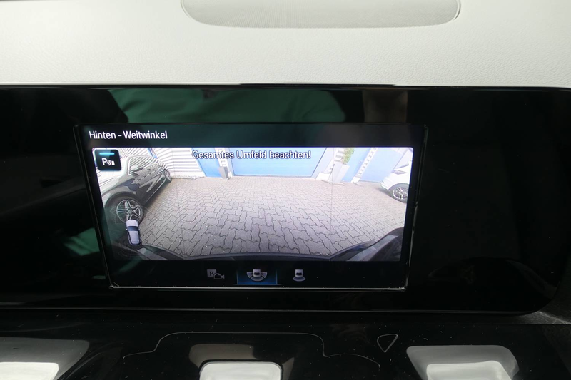 Mercedes-Benz GLA 200 GLA 200 Diesel 8G-DCT Inspektion Neu Top Zustand! — photo 9