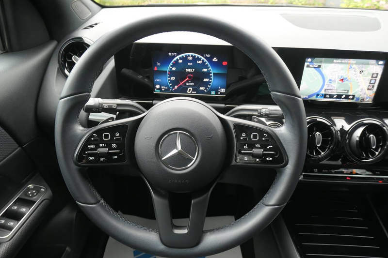 Mercedes-Benz GLA 200 GLA 200 Diesel 8G-DCT Inspektion Neu Top Zustand! — photo 7