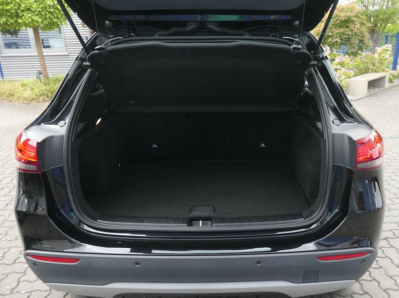 Mercedes-Benz GLA 200 GLA 200 Diesel 8G-DCT Inspektion Neu Top Zustand! — photo 15