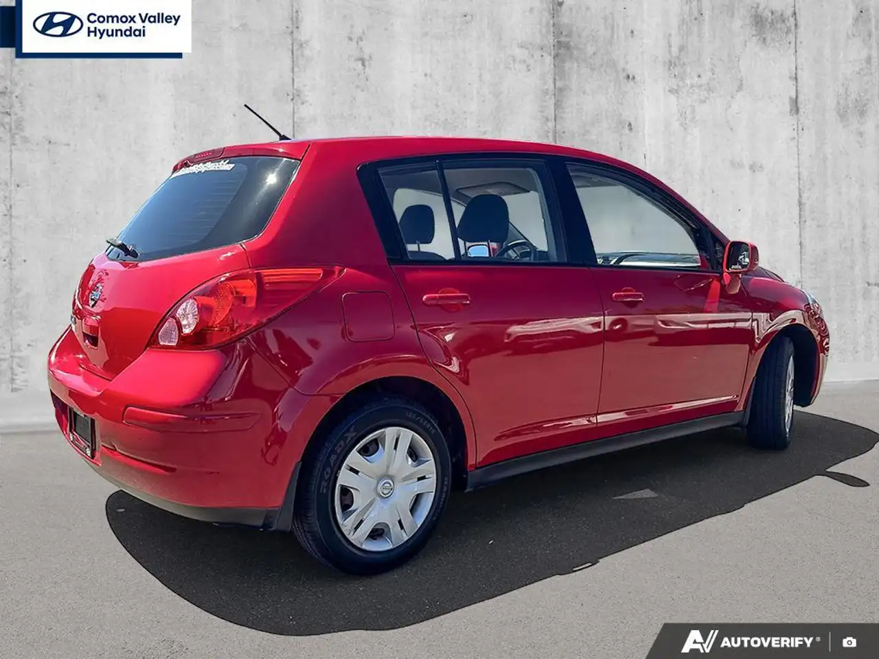 Nissan Versa fotografie Nissan Versa