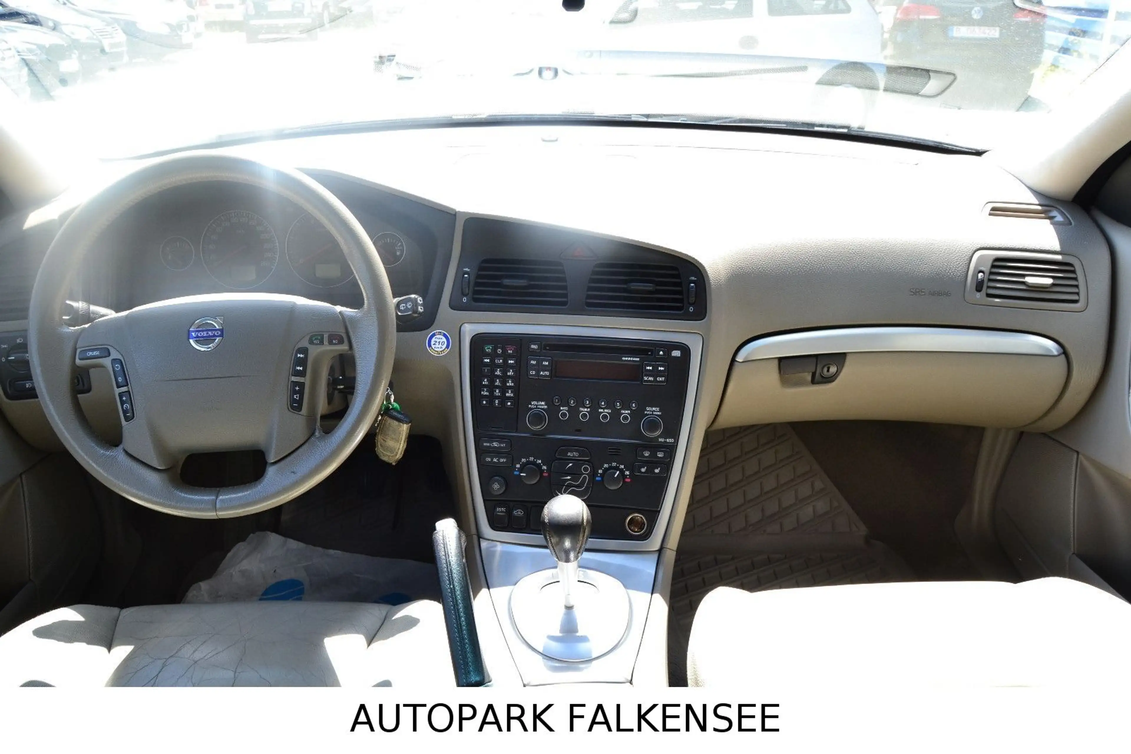 Volvo V70 II KOMBI D5 KINETIC FACELIFT+SAUBER+EURO4 — photo 12