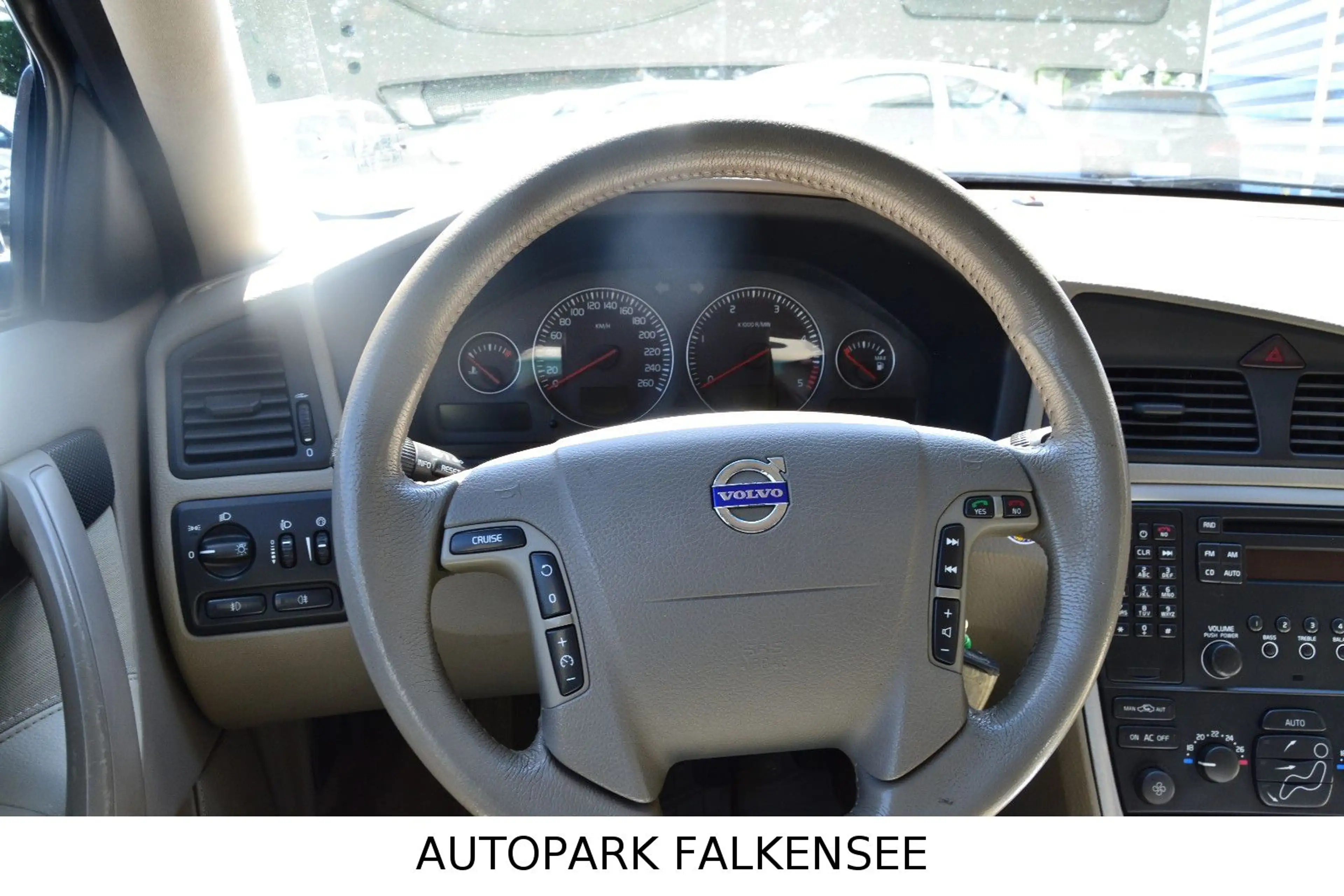 Volvo V70 II KOMBI D5 KINETIC FACELIFT+SAUBER+EURO4 — photo 14