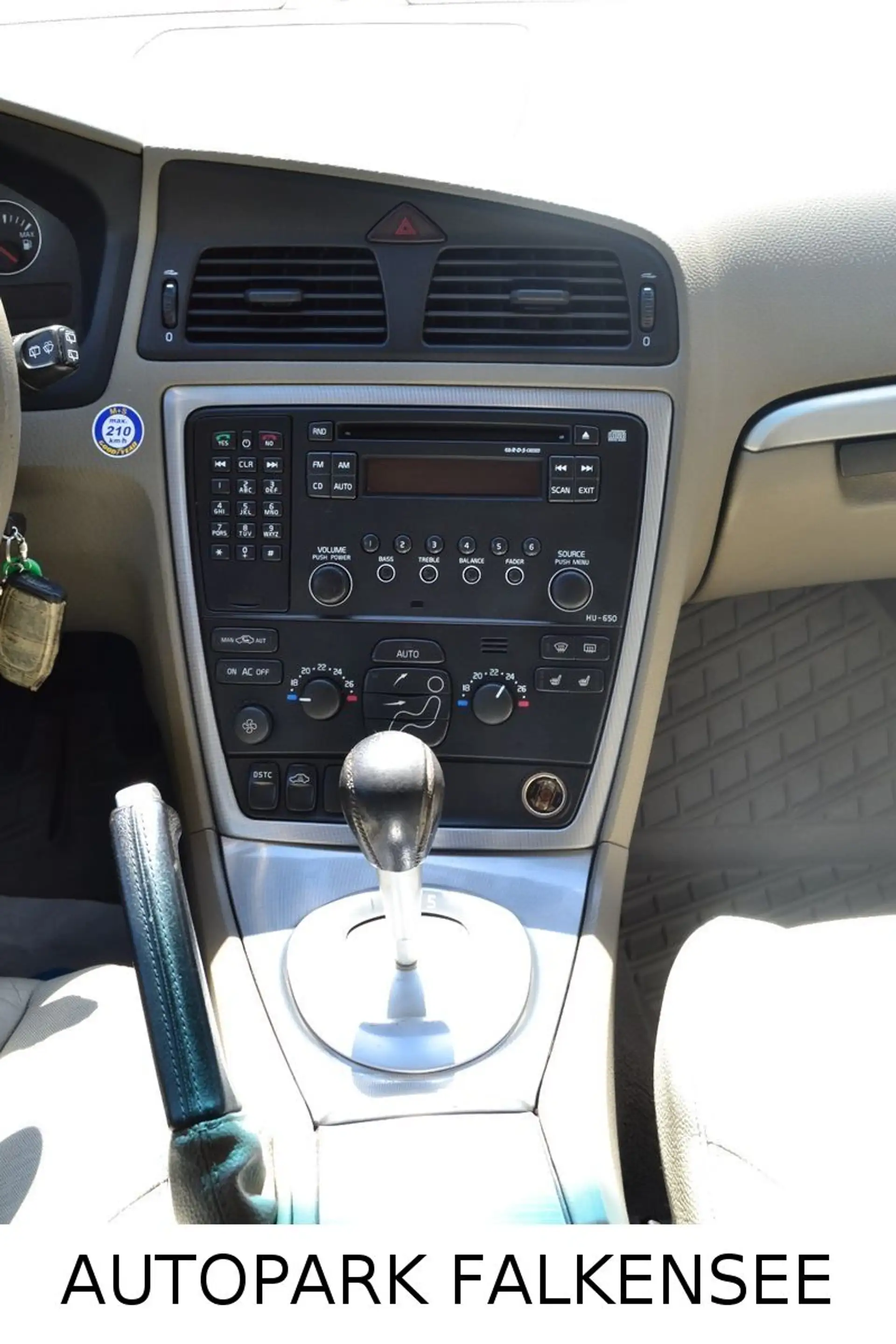 Volvo V70 II KOMBI D5 KINETIC FACELIFT+SAUBER+EURO4 — photo 13
