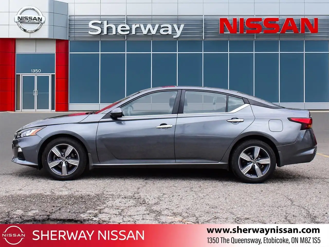 Nissan Altima снимка Nissan Altima