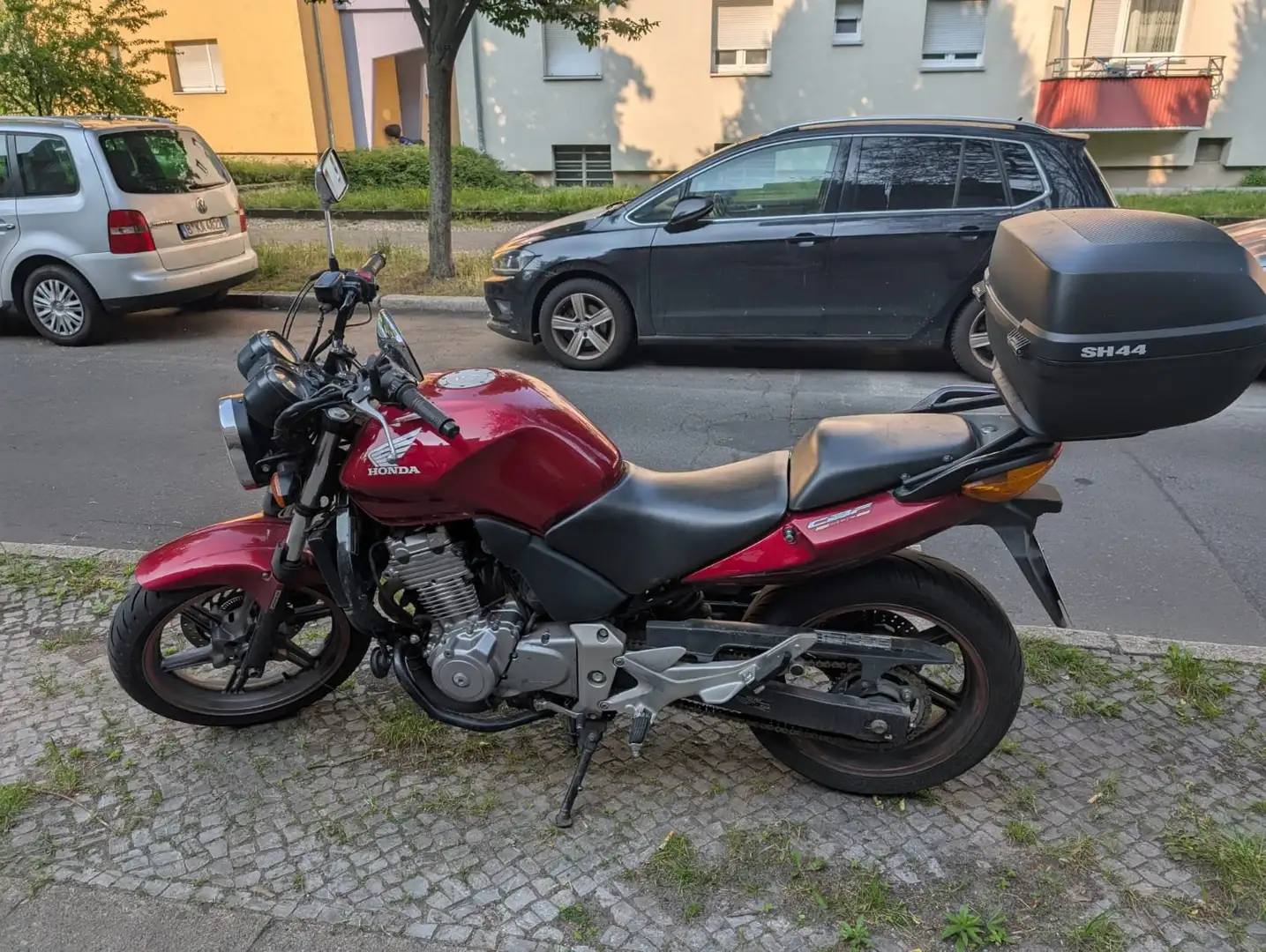 Honda CBF 500 Rouge - 2