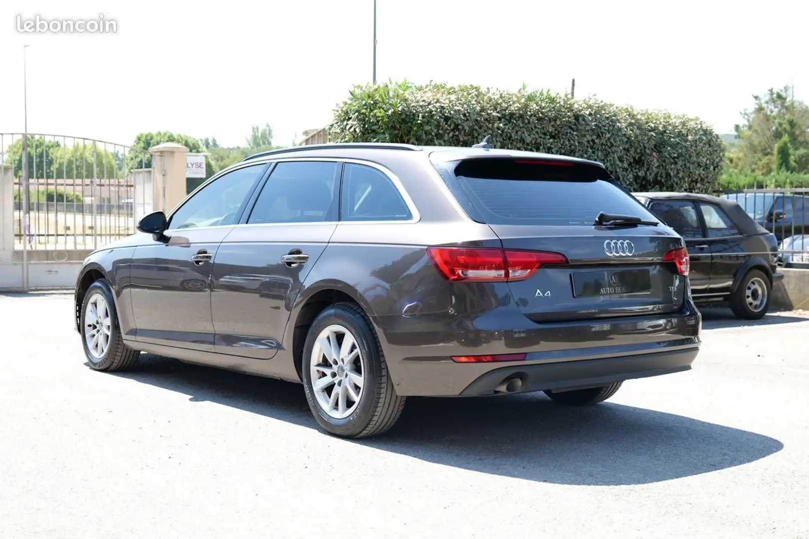 Audi A4 v 2.0 tdi ultra 150 ch design s tronic - 2
