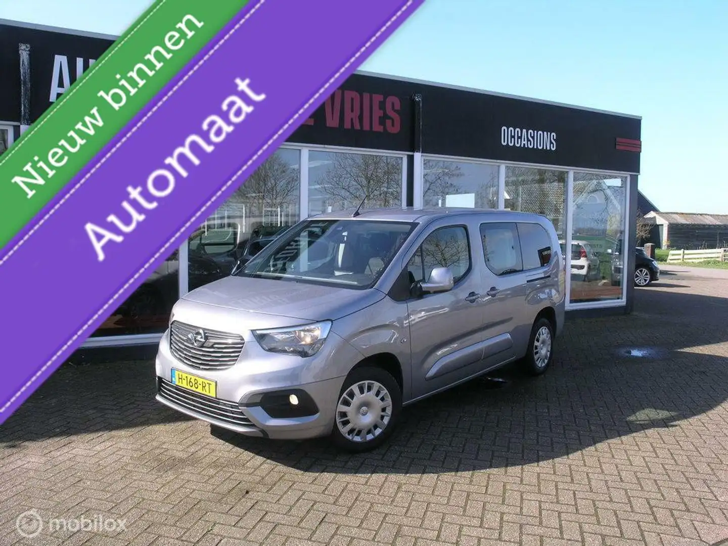 Opel Combo Life 1.2 Turbo L1H1 Edition 5Pers Automaat Keyless Grey - 1