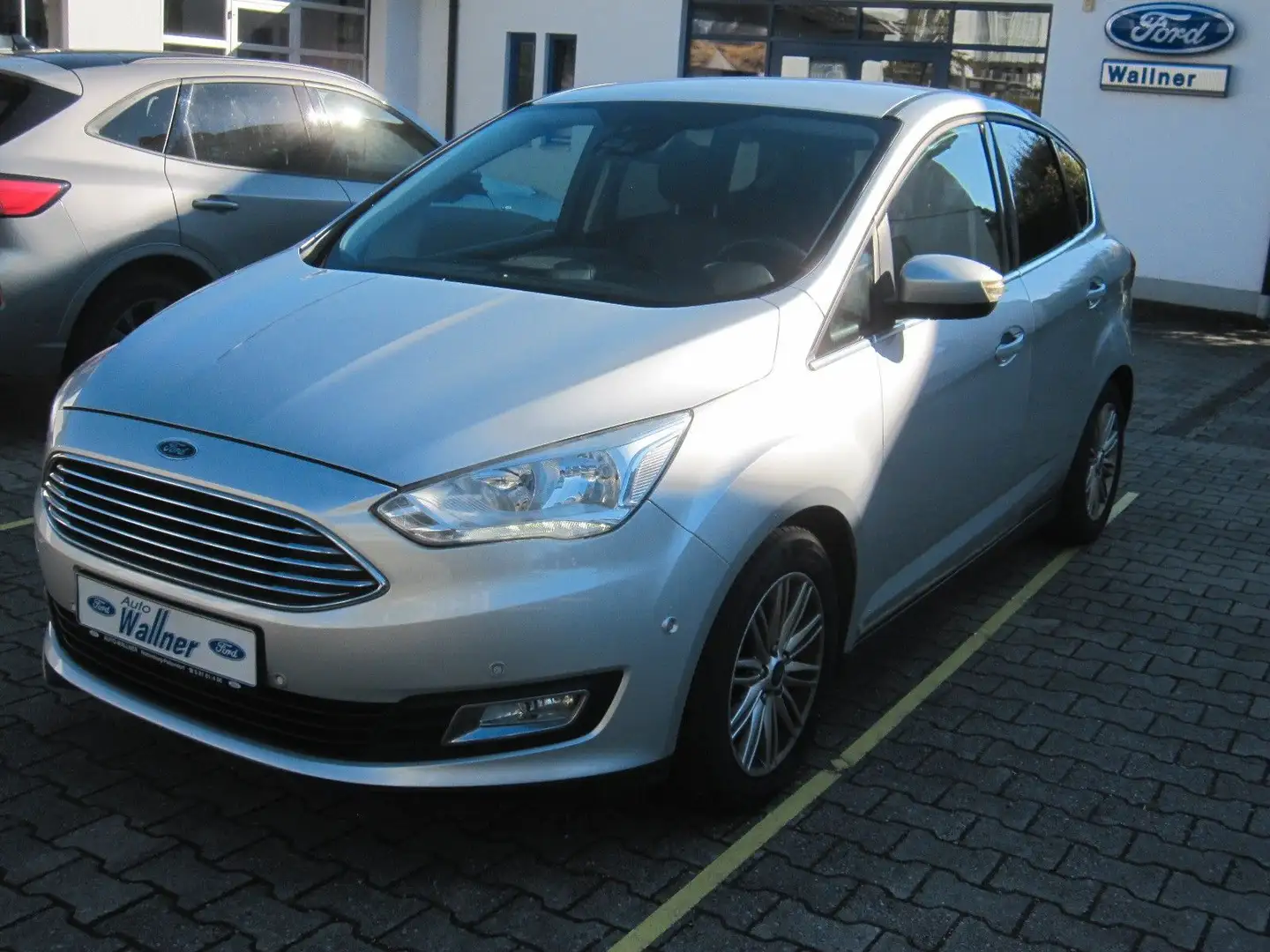 Ford C-Max C-MAX Titanium NAVI, KAMERA, WINTERPAKET Silber - 2