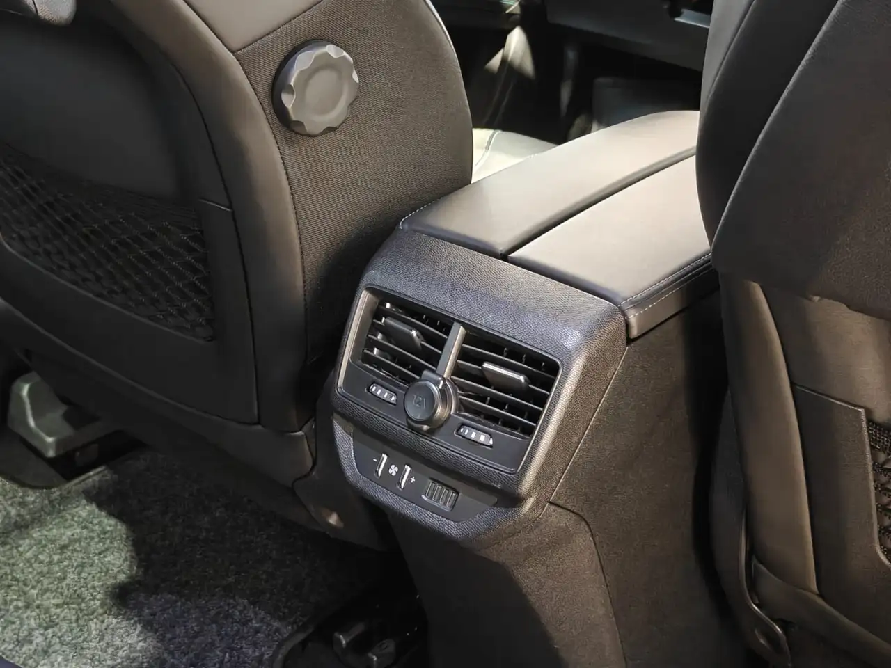 Peugeot 5008 1.2 Allure 7-zit/LED/Keyless/Leder/360/AdCruise 39