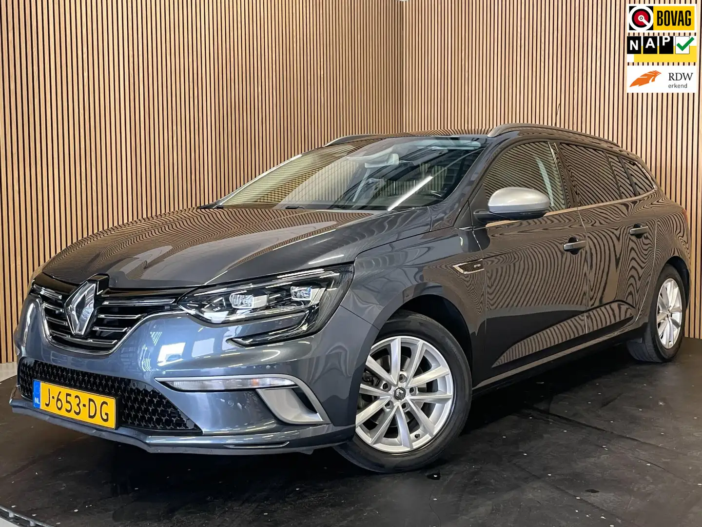 Renault Megane Estate 1.3 TCe Limited |TREKHAAK|CARPLAY|CAMERA|LE Grijs - 1
