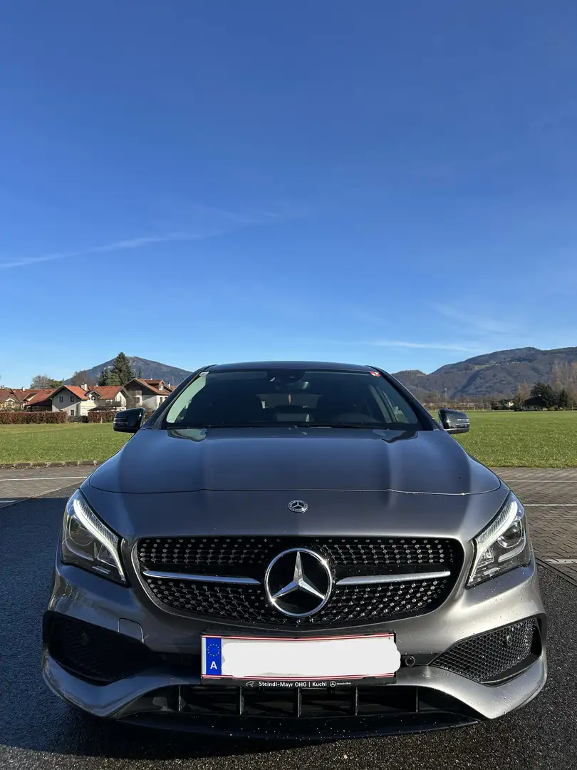 Mercedes-Benz CLA 200 CLA 200 d Shooting Brake Aut. Grau - 2