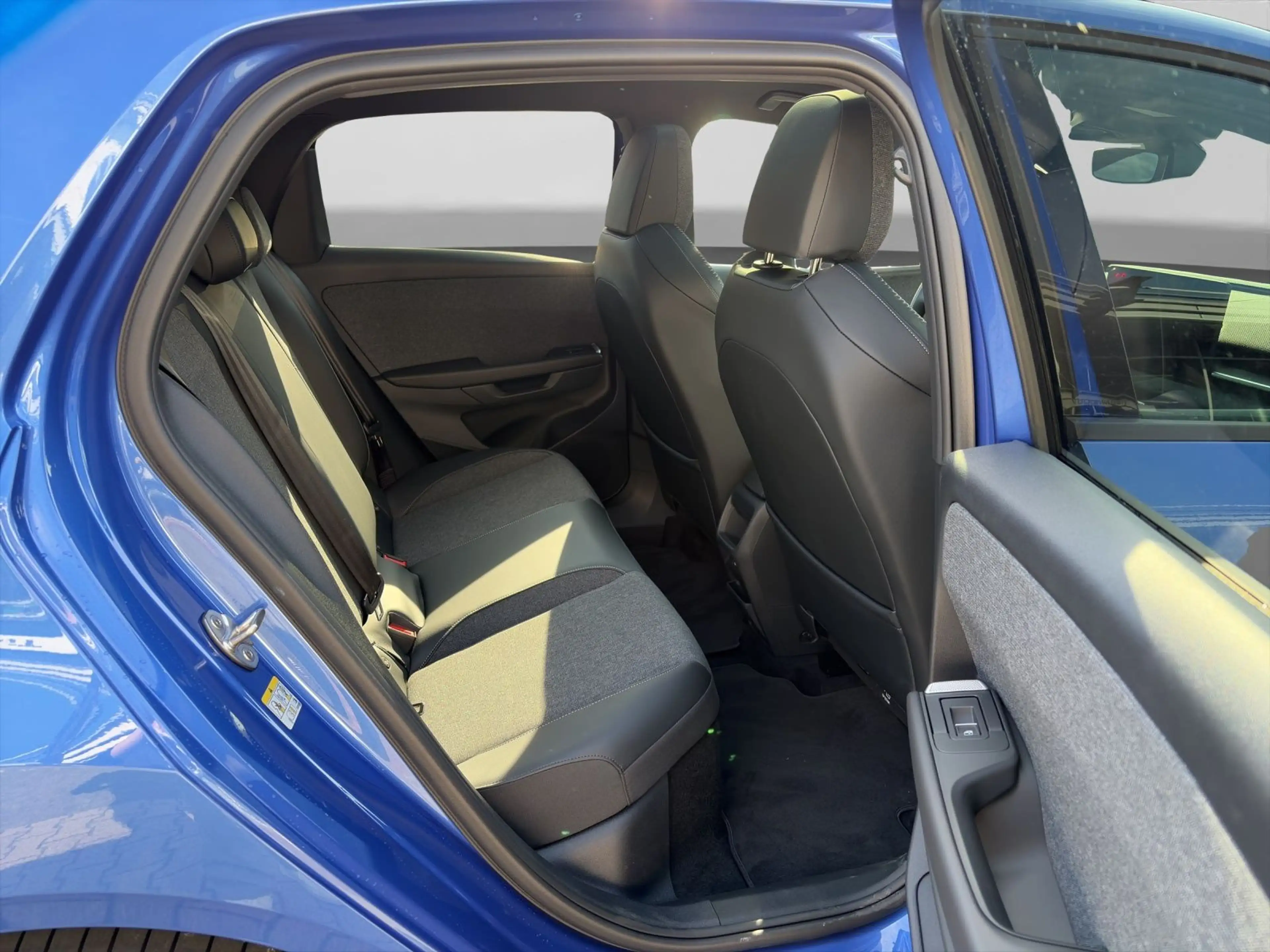 Volkswagen ID. Polo STYLE AREA VIEW IQ.LIGHT AHK PANO NAVI — photo 6