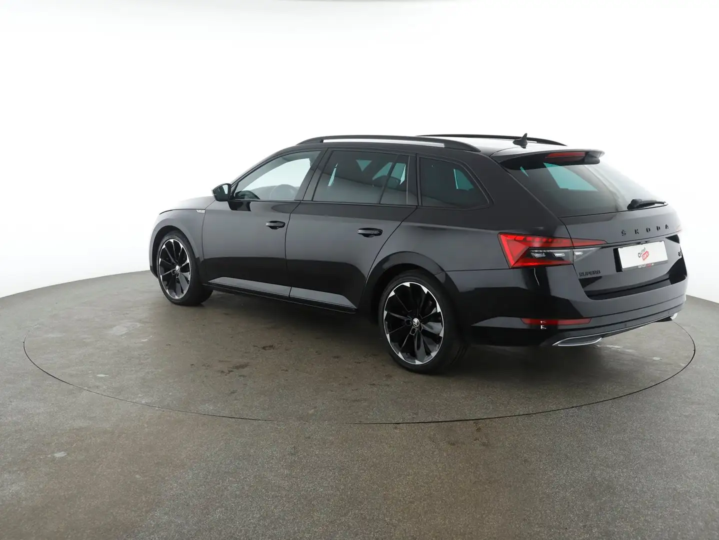 Skoda Superb iV SPORTLINE DSG Schwarz - 2