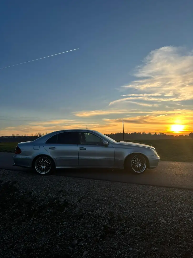 Mercedes-Benz E 270 Avantgarde CDI Sequentronic - 2