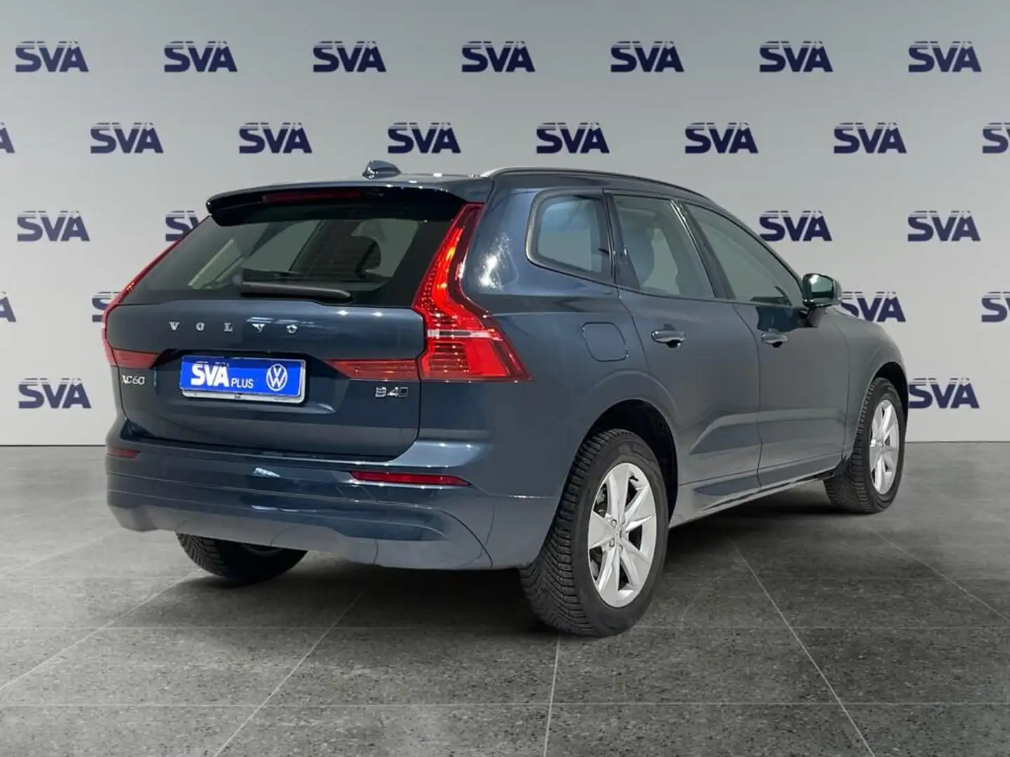 Volvo XC60 2.0 b4 197CV AWD Autom. Momentum (MHEV) - IVA Blu/Azzurro - 2