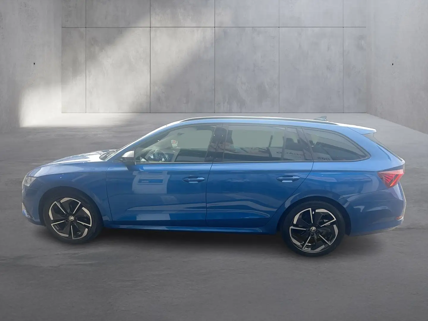 Skoda Octavia Ambition TSI e-TEC DSG Blau - 2
