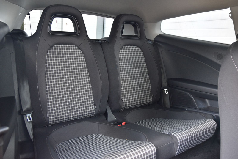 Volkswagen Scirocco 2.0 TDI BMT R-Line/1-HAND/Dynaudio/PDC — photo 9