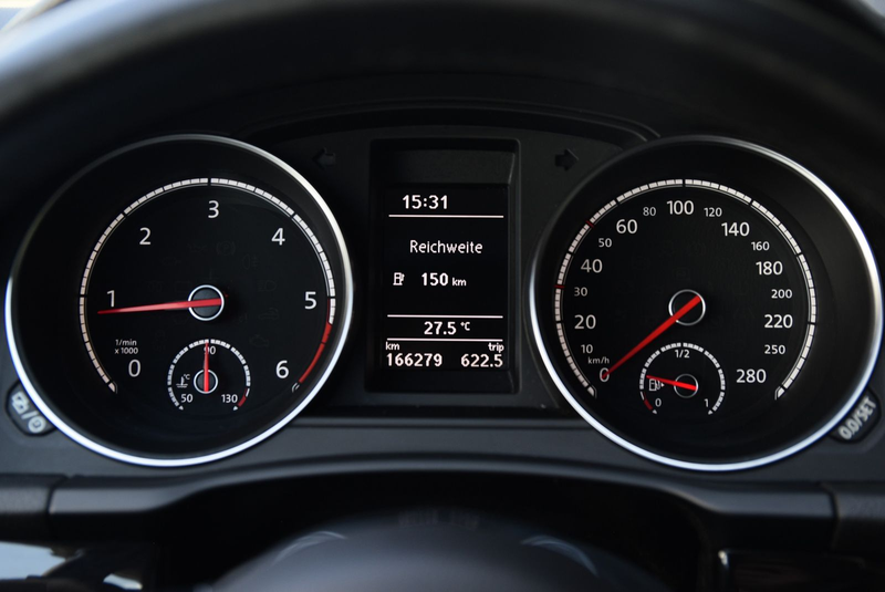 Volkswagen Scirocco 2.0 TDI BMT R-Line/1-HAND/Dynaudio/PDC — photo 13
