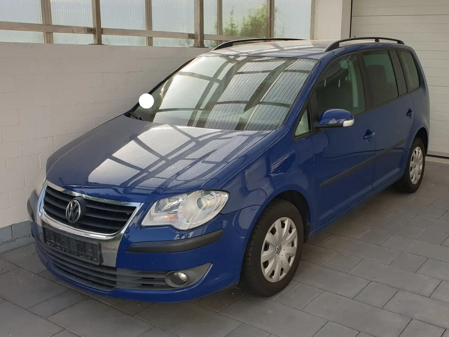 Volkswagen Touran Touran 1.9 TDI DPF DSG Trendline Синій - 1