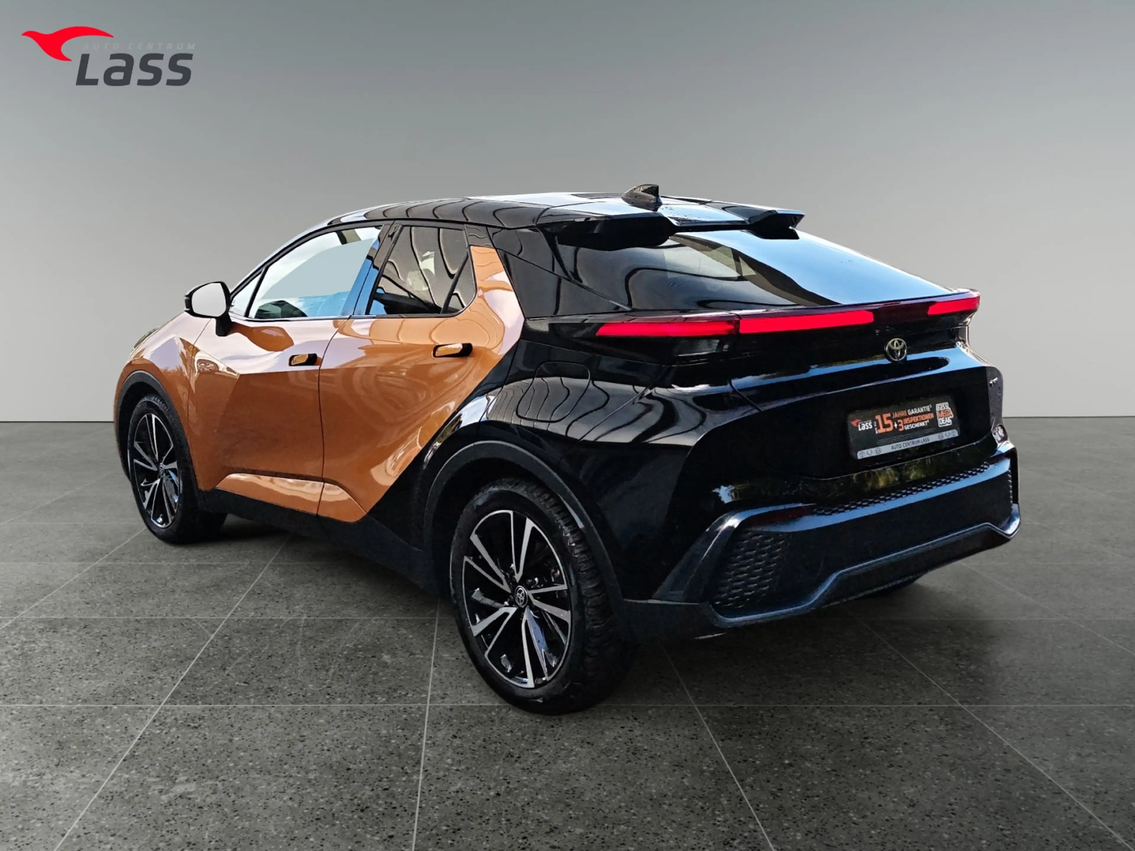 Toyota C-HR 2.0 FWD Lounge Premiere Kamera+Navi+PDC+SHZ — photo 4