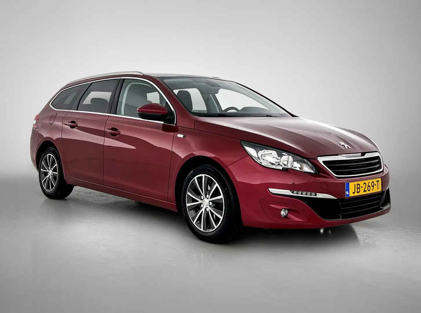 Peugeot 308 SW 1.2 110pk Style | Vast glazendak | Vaste trekha Rouge - 2