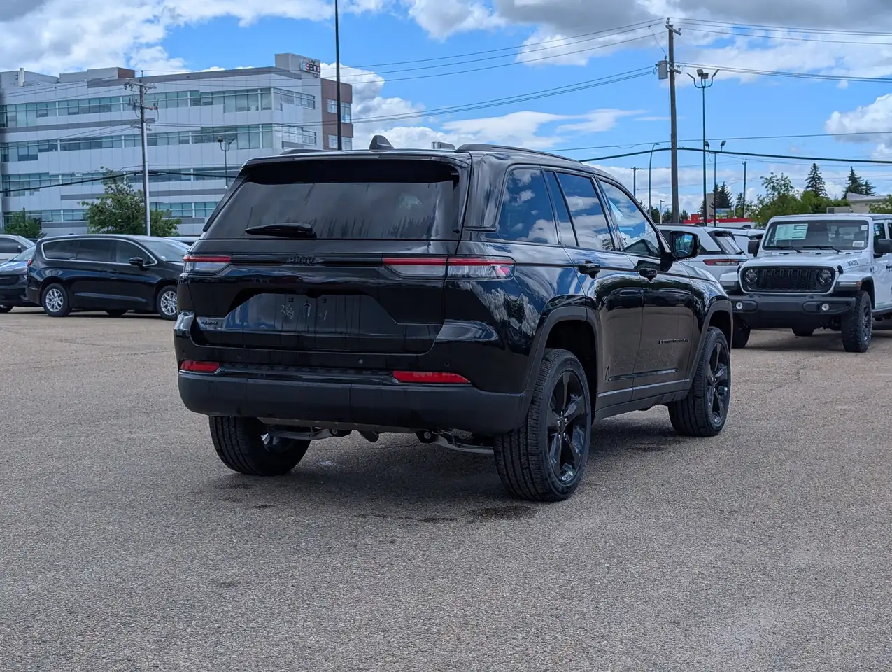 Jeep Grand Cherokee снимка Jeep Grand Cherokee