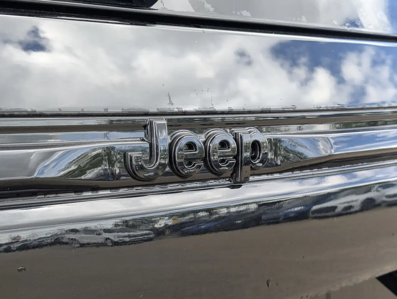Jeep Grand Cherokee снимка Jeep Grand Cherokee
