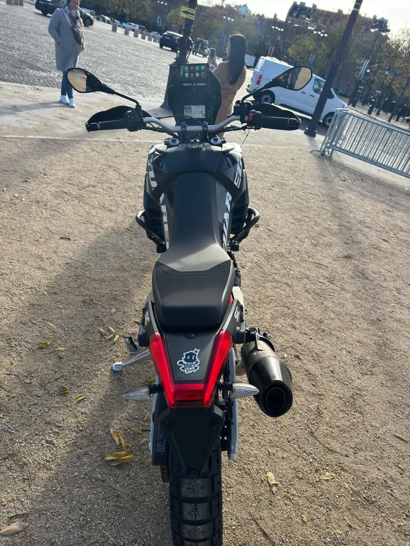 Aprilia Tuareg Noir - 2