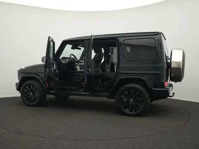 Mercedes-Benz G-Class view 16