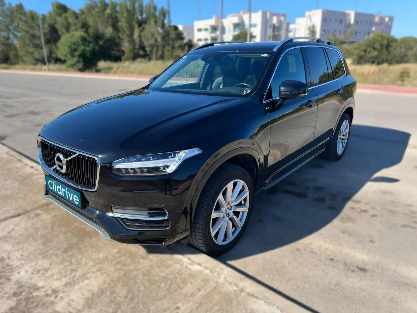 Volvo XC90 D5 Momentum 7pl. AWD 235 Aut. Negro - 2