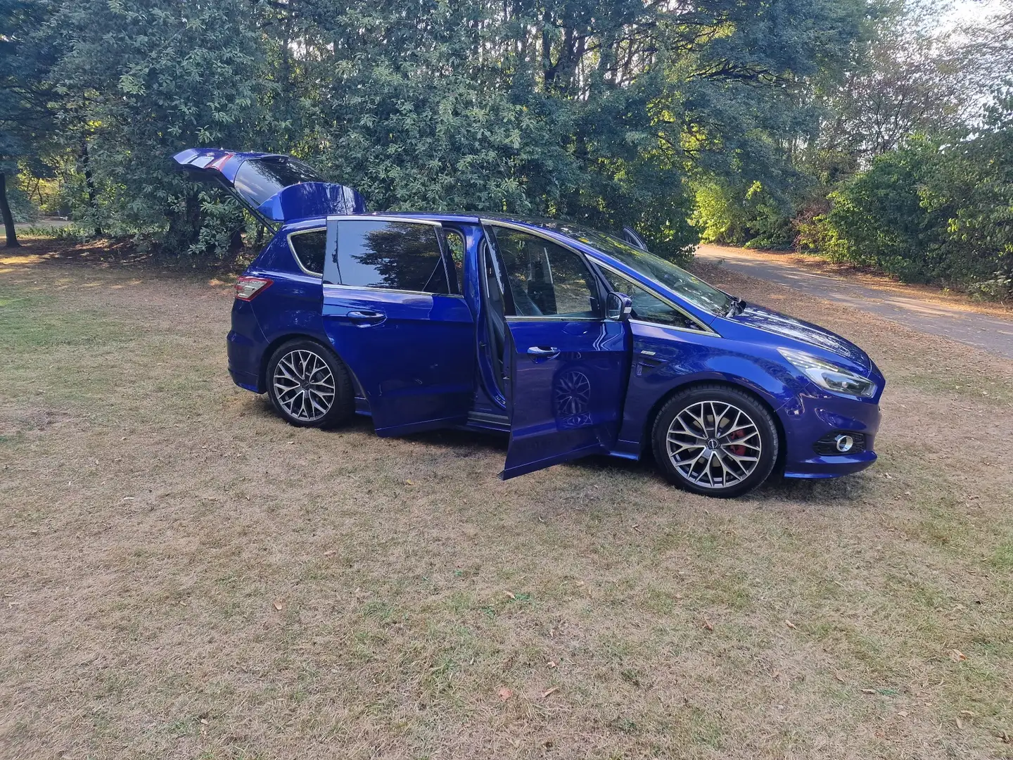 Ford S-Max 2.0 TDCi Bi-Turbo Aut st line 7 sitzer Blau - 1