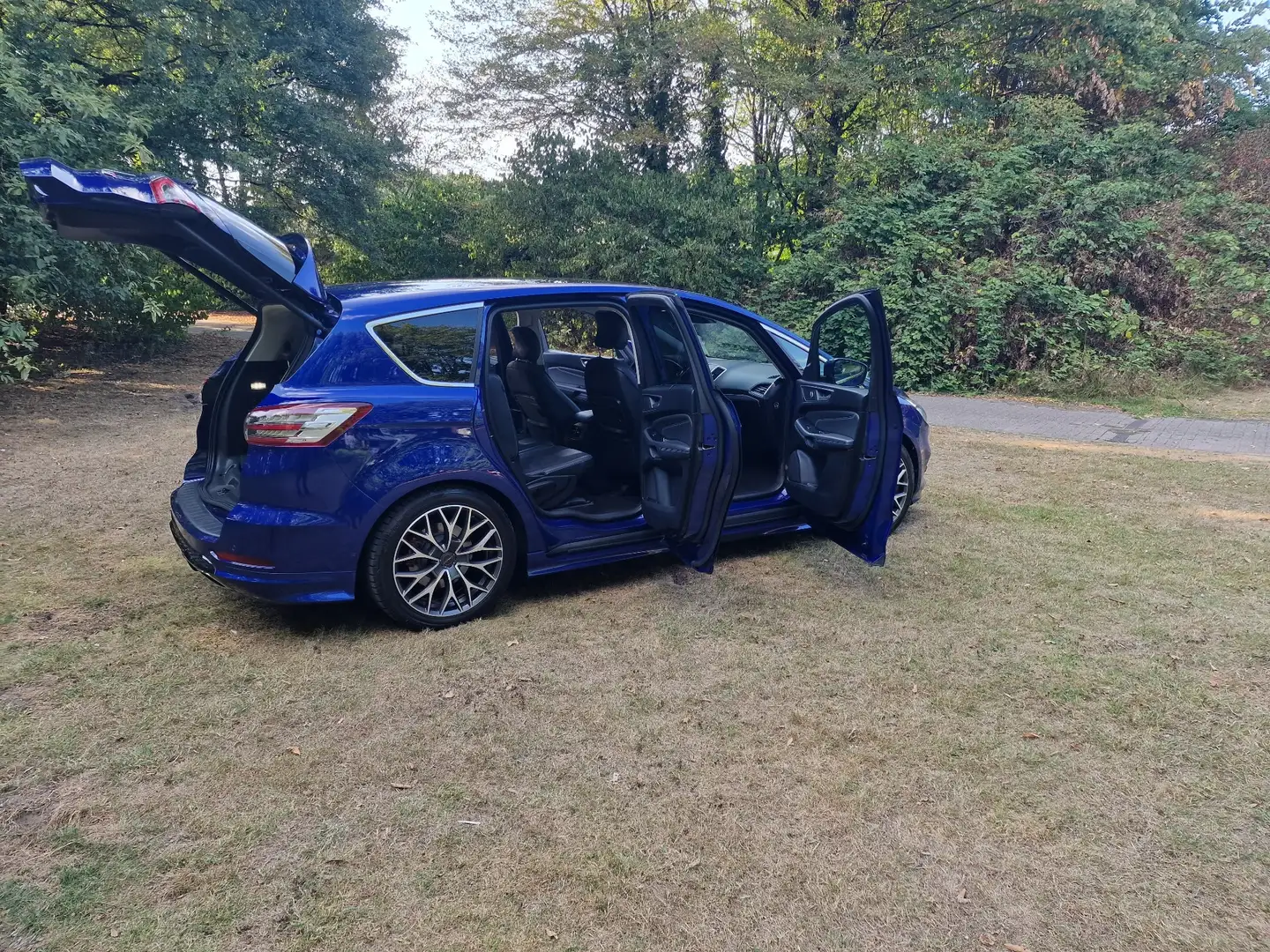 Ford S-Max 2.0 TDCi Bi-Turbo Aut st line 7 sitzer Blau - 2