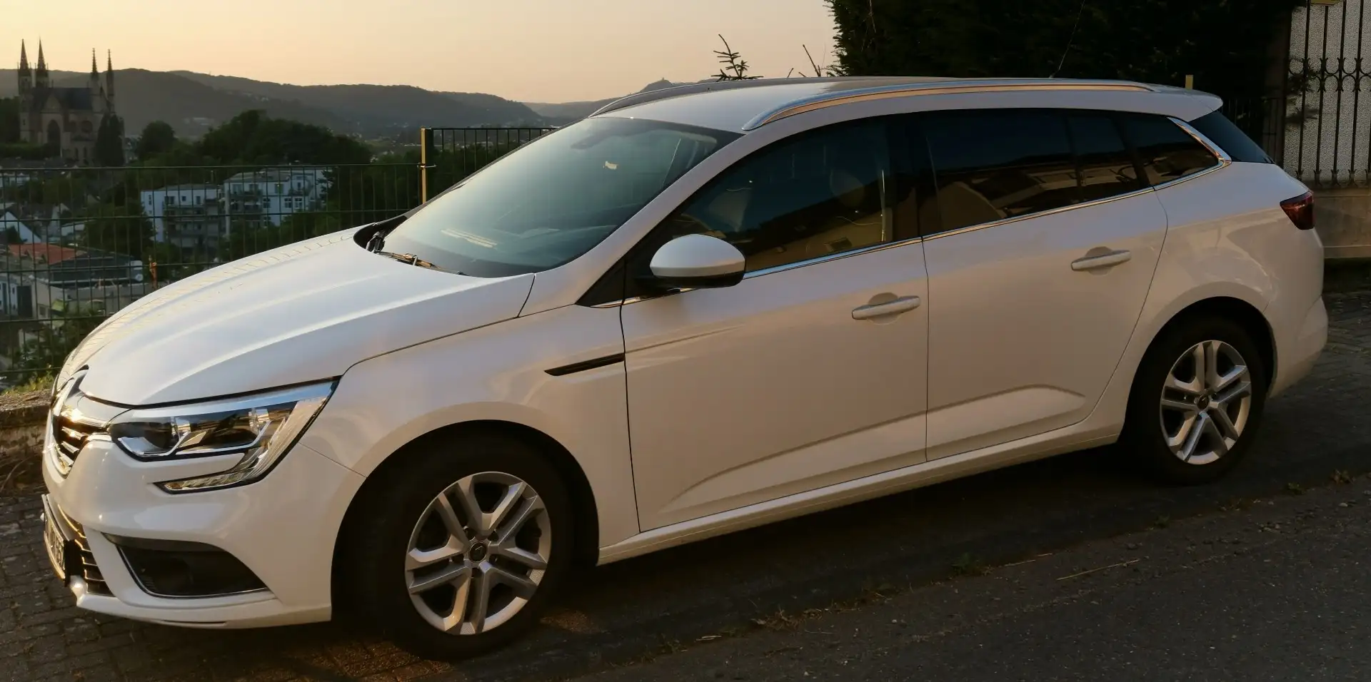 Renault Megane Business Edition Weiß - 2