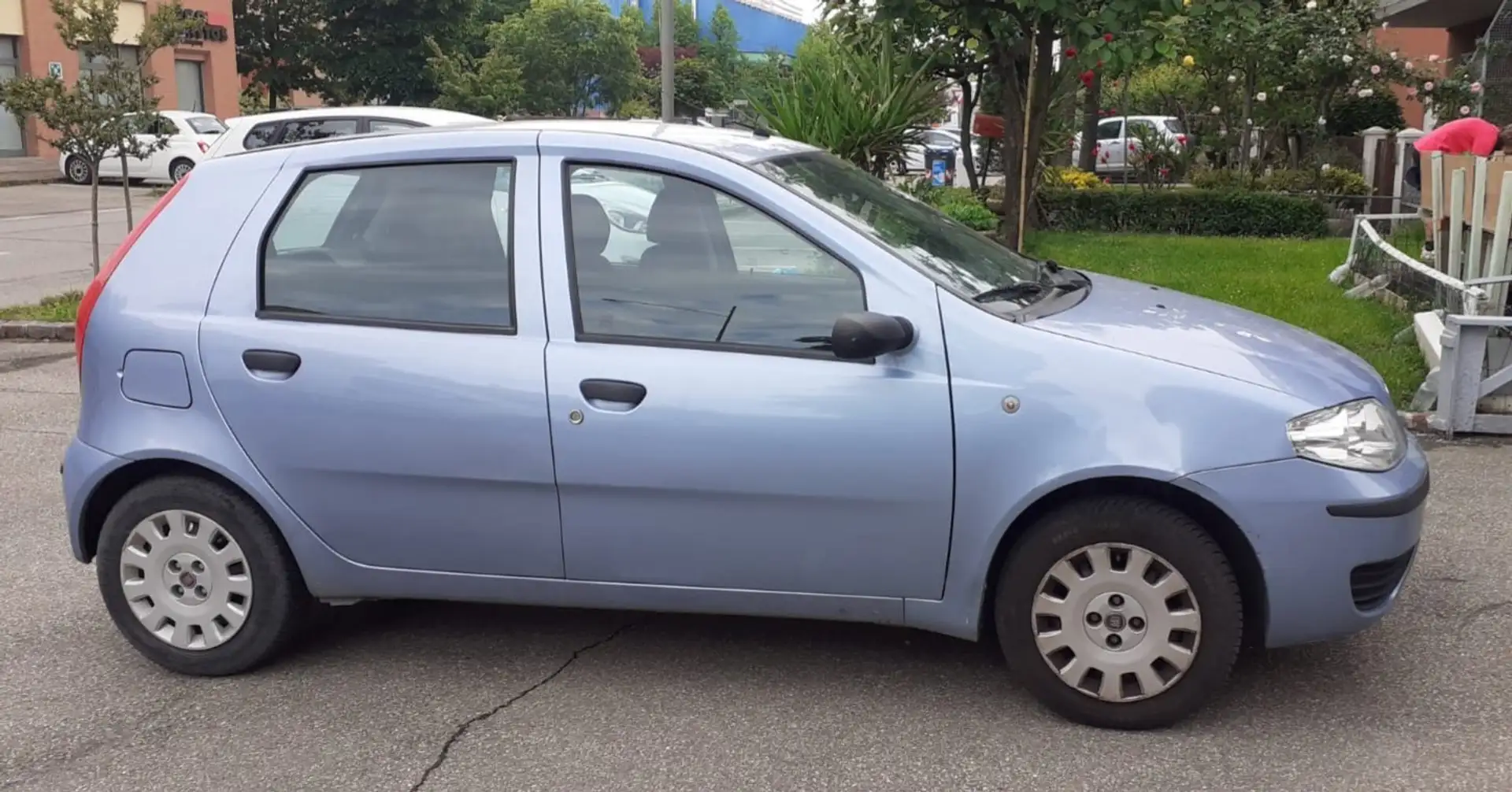 Fiat Punto Active 1.2 GPL 5 porte Modrá - 1