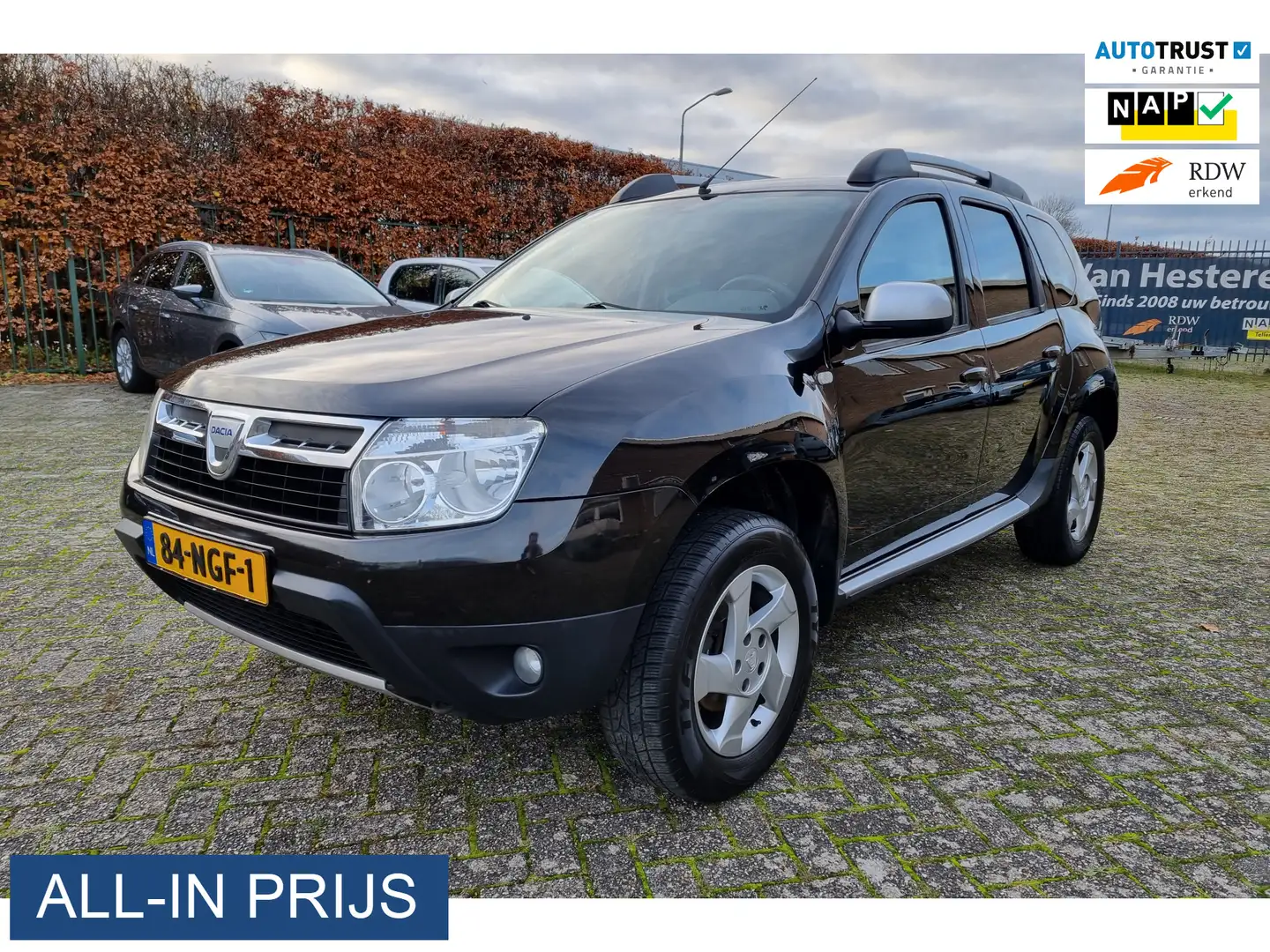 Dacia Duster 1.6 Lauréate 2wd ✅AIRCO ✅TREKHAAK Zwart - 1