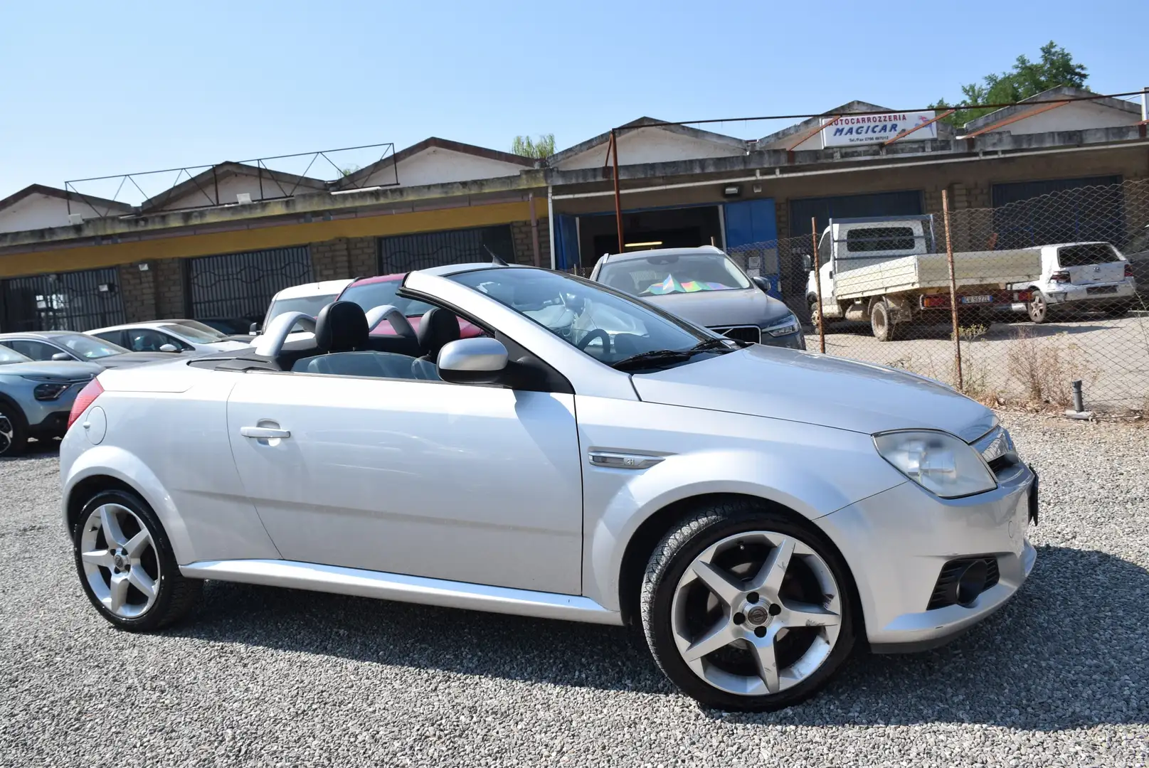 Opel Tigra TwinTop COUPE' CABRIO 1.4 16V CAMBIO AUTOMATICO Gris - 2