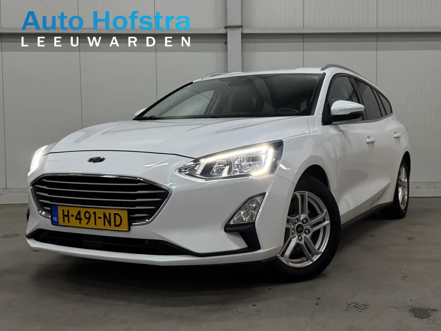 Ford Focus Wagon 1.0 EcoBoost Edition Business LED NAVI PDC T Bianco - 1