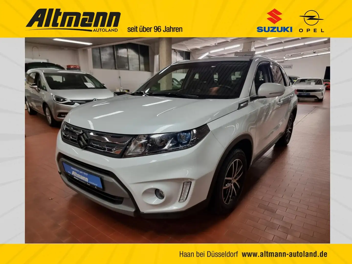 Suzuki Vitara 1.6 Comfort+ Pano met. Keyless AHK Winterräder Bianco - 1