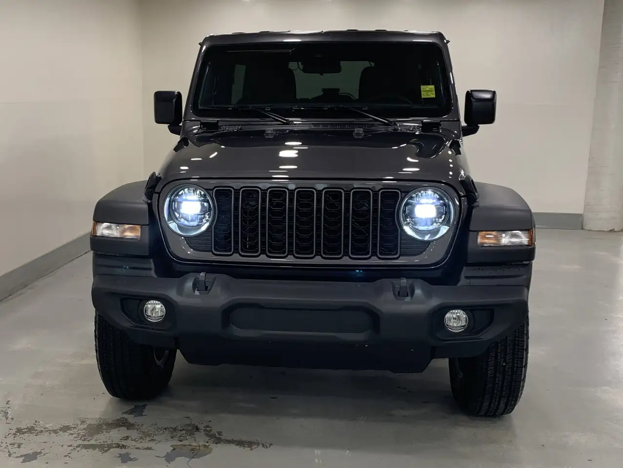 Jeep Wrangler снимка Jeep Wrangler