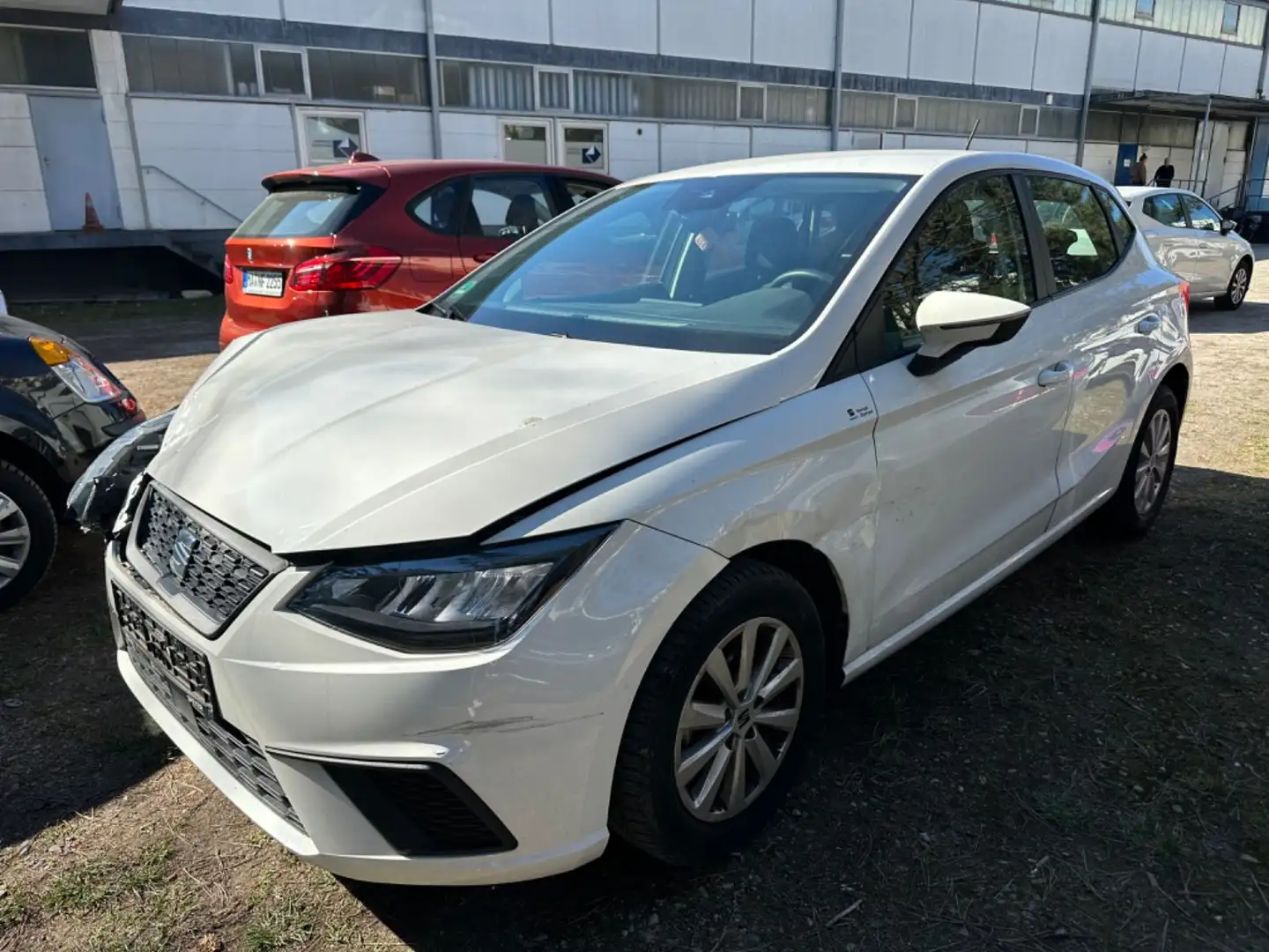 SEAT Ibiza Style*1.Hand*44 tkm* Weiß - 1