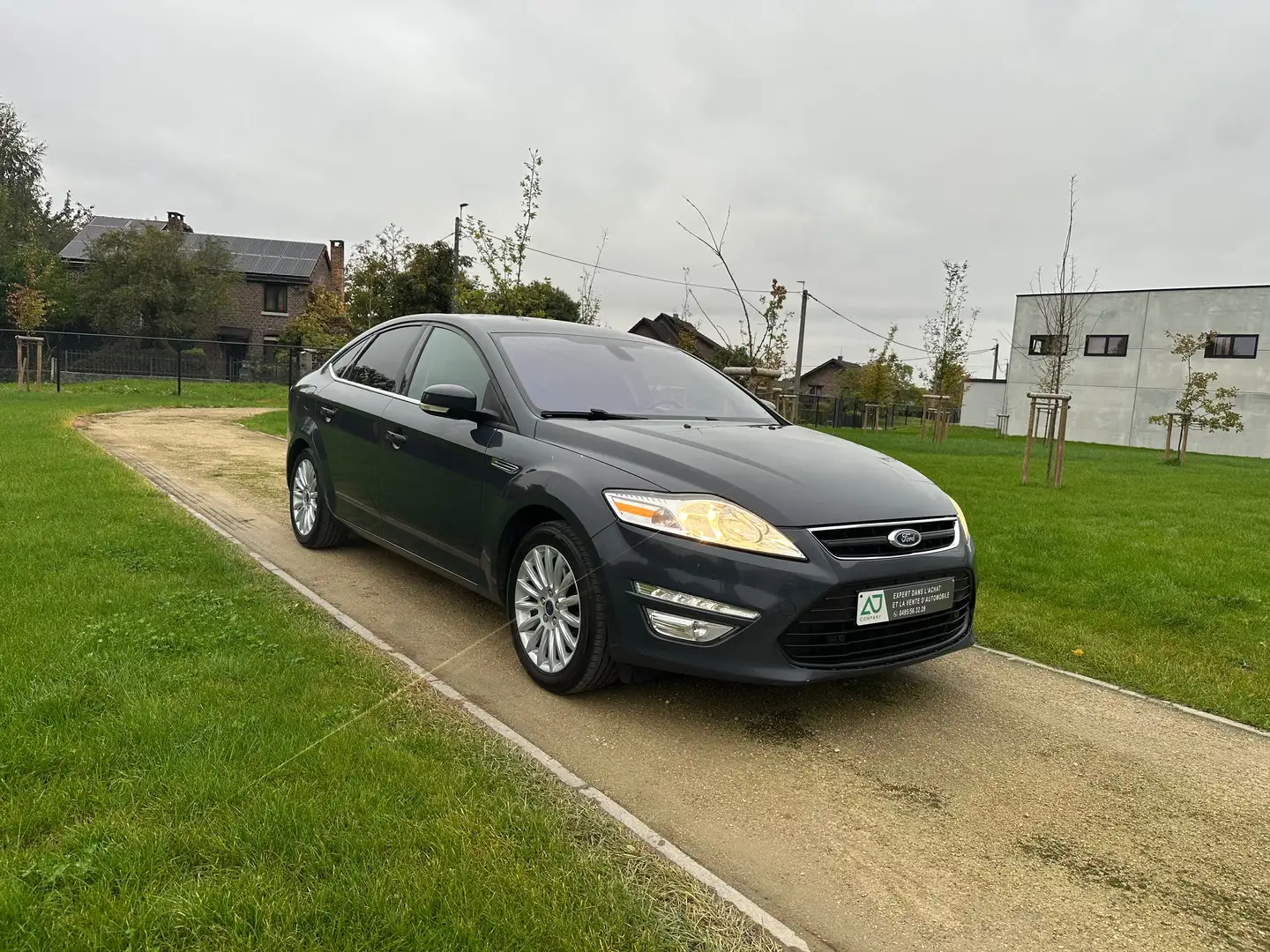 Ford Mondeo Garantie 12 Mois -Euro5b - Kit hiver offert -Belle Grijs - 1