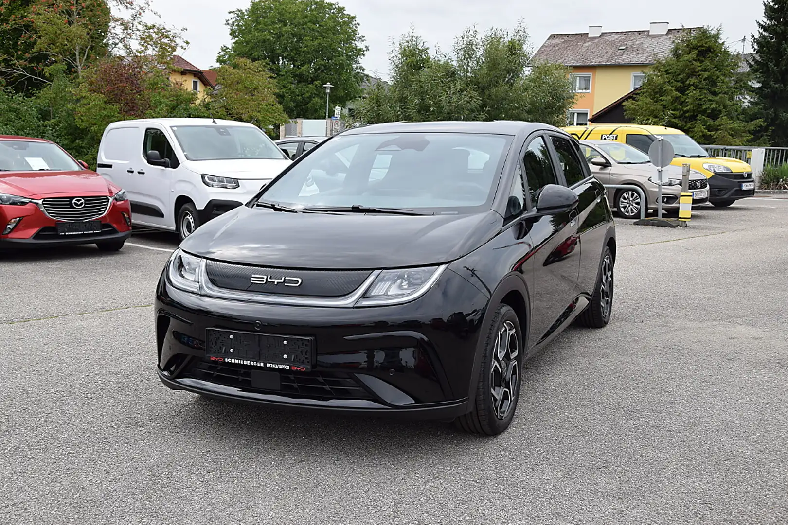 BYD Dolphin 60,4 kWh Comfort **8 Fach Bereift, AHK für Radt... Schwarz - 1