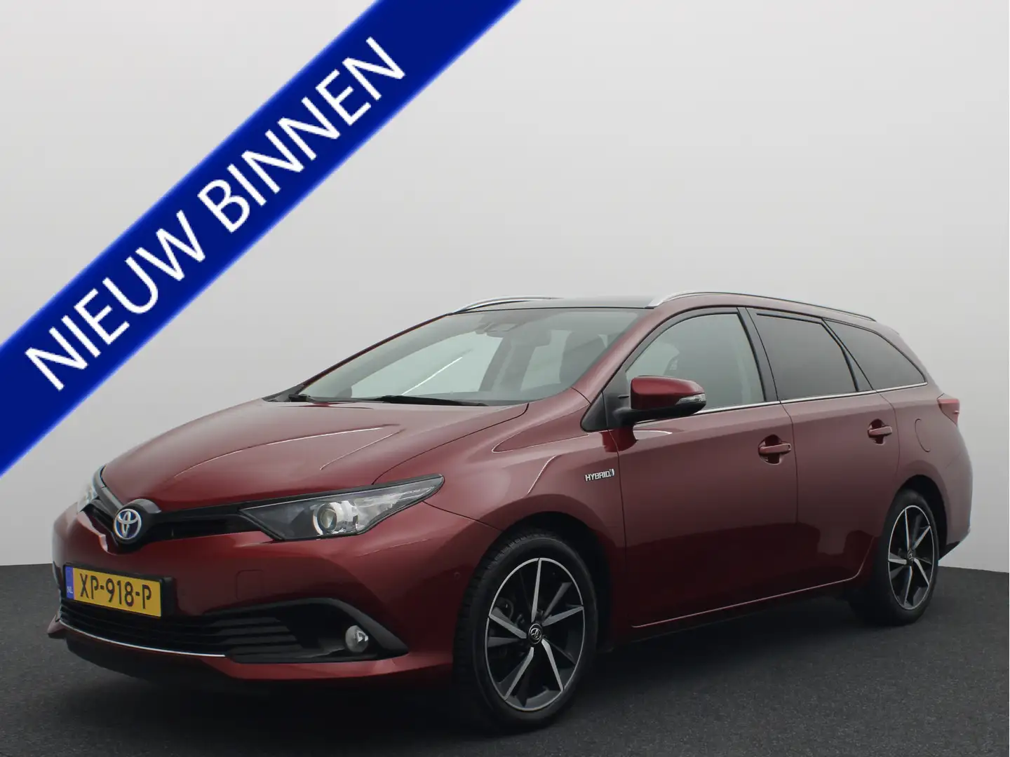 Toyota Auris Touring Sports 1.8 Hybrid Dynamic Ultimate PANORAM Red - 1