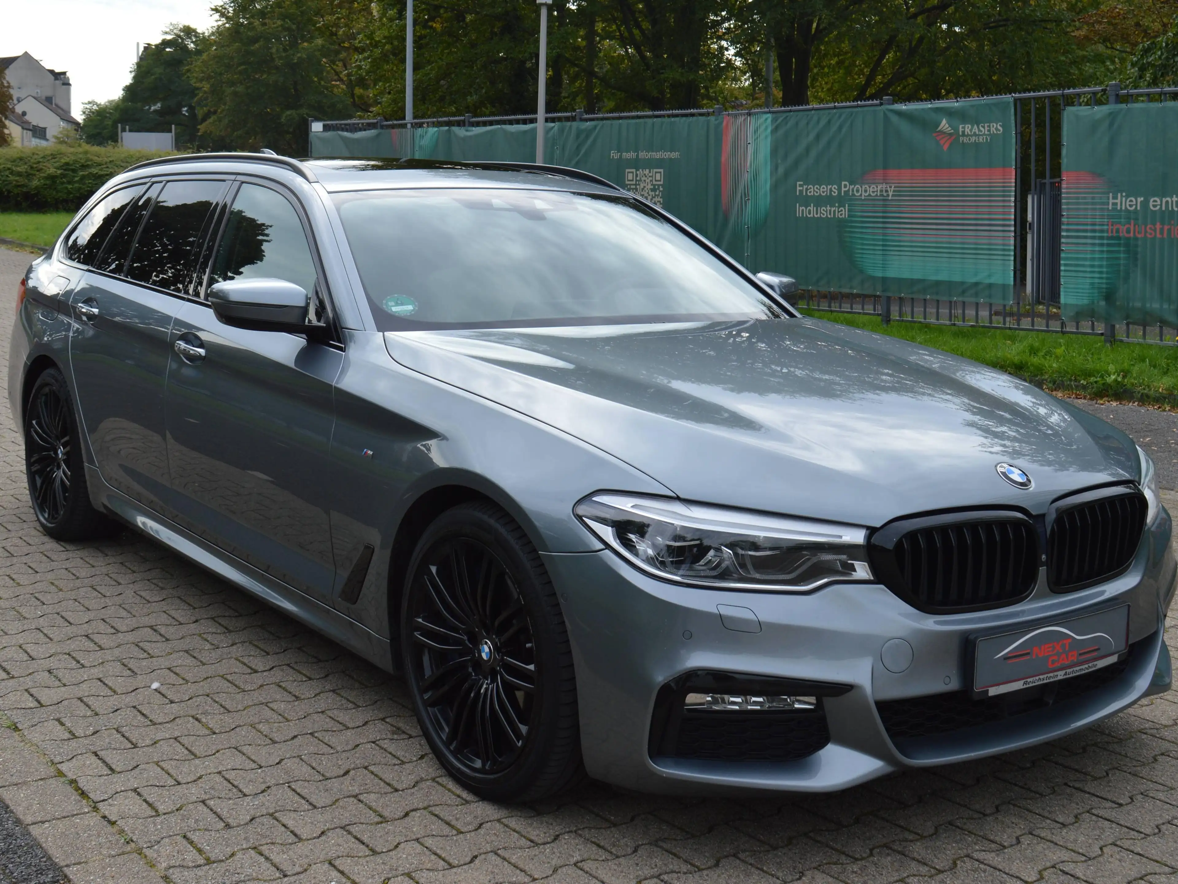 BMW 540 540 i xDrive M Sport*Leder*Pano*AHK*Sitzheizung*Navi*Kamera* — photo 3